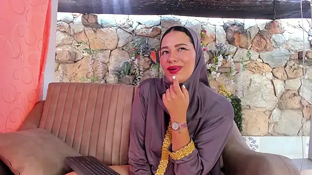 Snapshot of ShanaJamil chatting on 07/15/26, 12:43 ShanaJamil online show from 07/15/26, 12:43