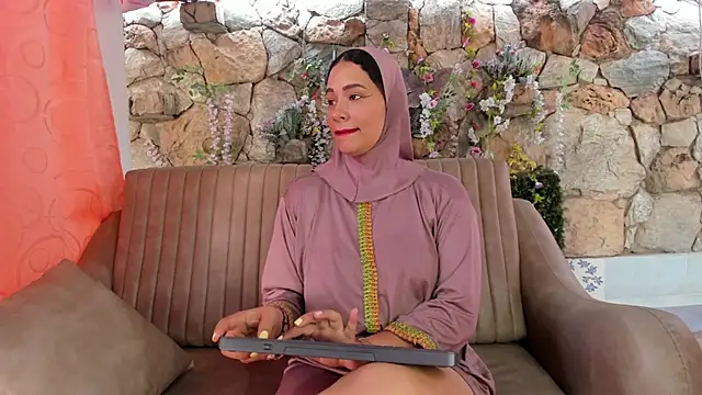 Snapshot of ShanaJamil chatting on 07/24/26, 12:25 ShanaJamil online show from 07/24/26, 12:25