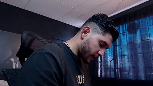 Snapshot of RichardMilleer chatting on 01/19/26, 12:53 RichardMilleer online show from 01/19/26, 12:53