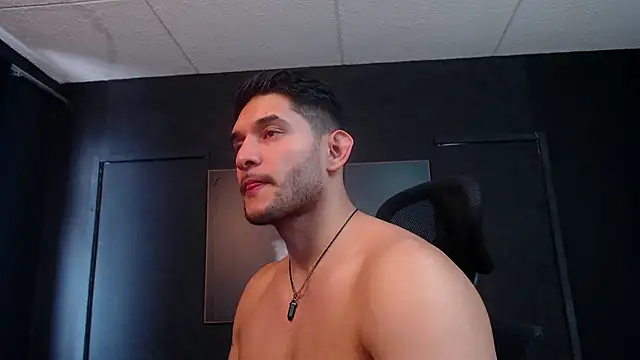 Snapshot of RichardMilleer chatting on 02/07/26, 02:10 RichardMilleer online show from 02/07/26, 02:10