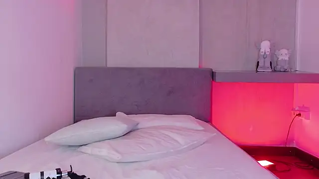 selena monroy online show from 09/26/25, 11:25