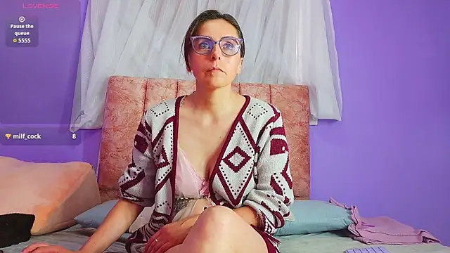 Ava Raye online show from 07/04/26, 06:47