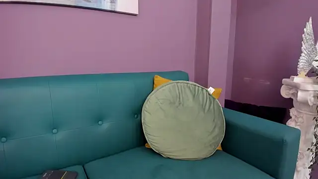 Lilithmuller  online show from 11/21/25, 08:40