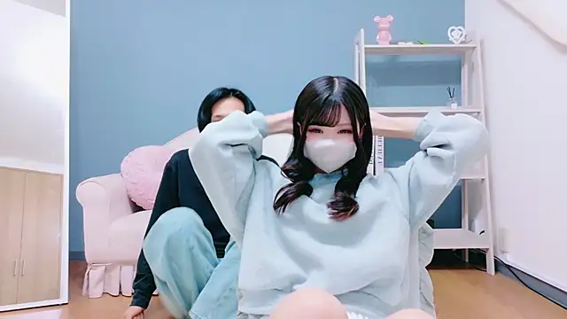 Ruru-shuv online show from 11/28/25, 01:14