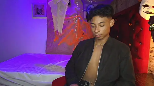 CoffeNaughty nom online show from 10/24/25, 04:09