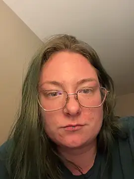 lizbabyy27 online show from 09/13/25, 11:48