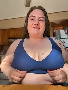 lizbabyy27 online show from 05/11/26, 08:39