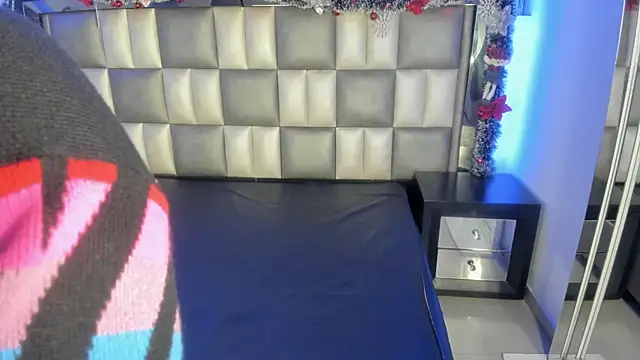 abbiecollins js online show from 12/20/25, 04:19