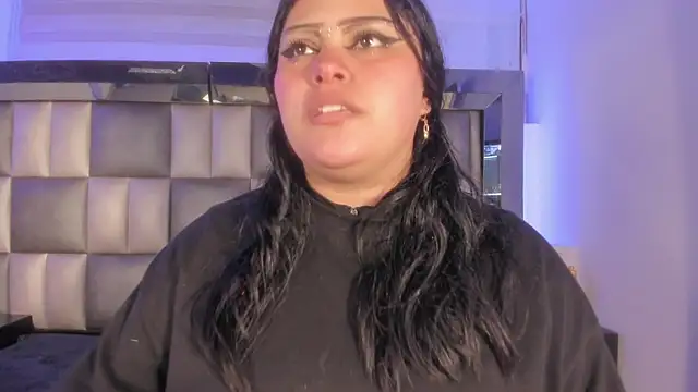 abbiecollins js online show from 01/09/26, 04:04