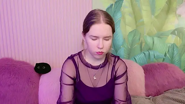 Alida Brice online show from 11/21/25, 05:50