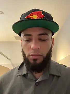 LeoPR00 online show from 12/02/25, 08:48