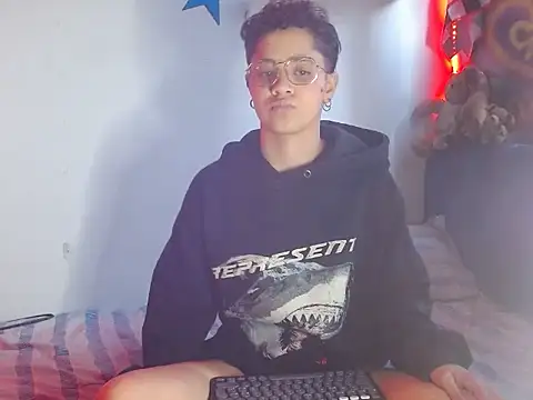 Jade Rayden online show from 04/07/26, 09:59