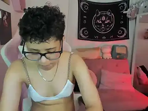 Jade Rayden online show from 04/20/26, 02:58