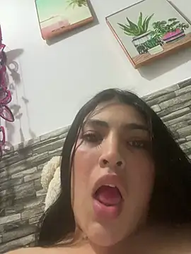Snapshot of Salsa_Seductres chatting on 06/15/26, 04:36 Salsa Seductres online show from 06/15/26, 04:36