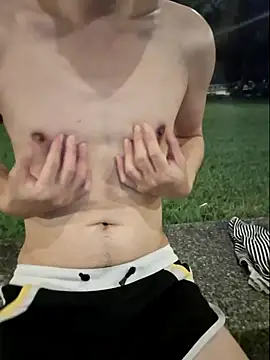 Snapshot of Win092719 chatting on 10/12/25, 03:44 Win092719 online show from 10/12/25, 03:44