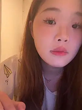 zxcq666 online show from 10/18/25, 03:02