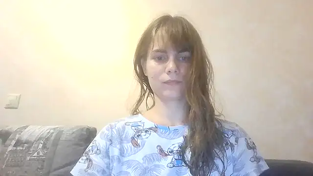 Snapshot of Loriven chatting on 09/22/25, 06:43 Loriven online show from 09/22/25, 06:43