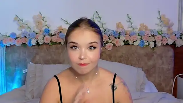 Lilith Bonheur online show from 03/20/26, 01:54