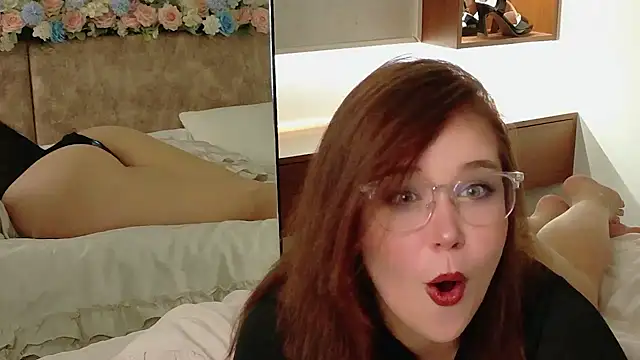 Snapshot of Lilith_Bonheur chatting on 06/01/26, 08:54 Lilith Bonheur online show from 06/01/26, 08:54