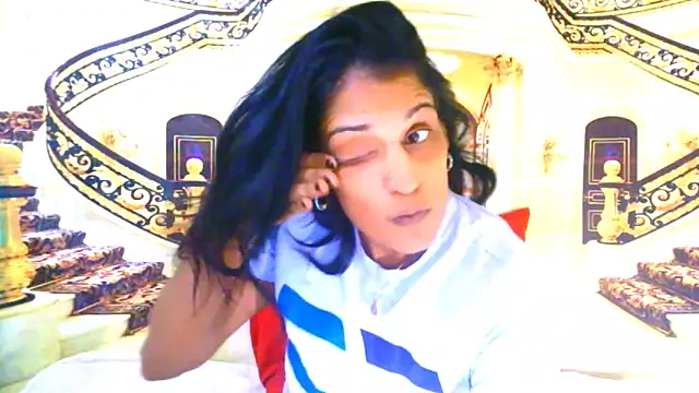 IndianSexcSmyle online show from 04/18/26, 05:33