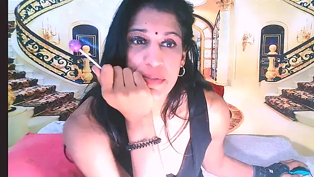 IndianSexcSmyle online show from 05/15/26, 10:06