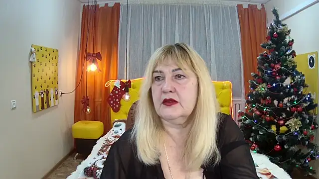 EmmaEllison online show from 12/19/25, 07:15