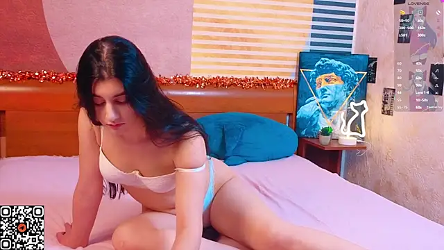 MelanieMooor online show from 12/20/25, 01:07