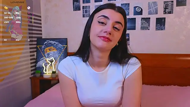 MelanieMooor online show from 01/16/26, 05:06