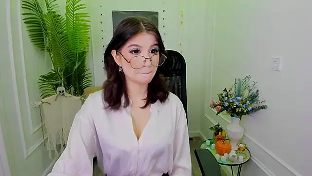 MeLLSawertyq online show from 10/26/25, 07:42