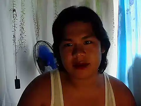 Huntrix2025 online show from 11/22/25, 02:43