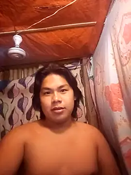 Huntrix2025 online show from 11/22/25, 03:33