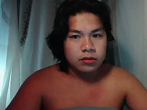 Huntrix2025 online show from 12/21/25, 05:53