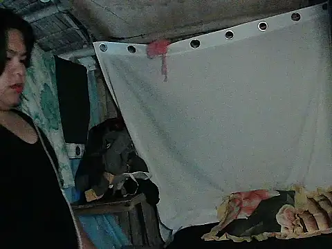 Huntrix2025 online show from 04/15/26, 01:18