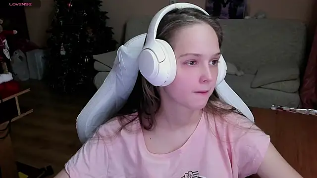 SharybbFace online show from 11/22/25, 03:22