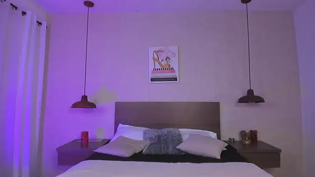 cloehill  online show from 12/15/25, 11:36