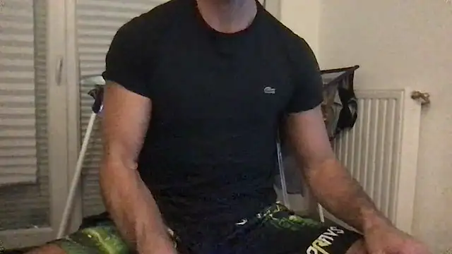 flambeur93 online show from 10/12/25, 02:49