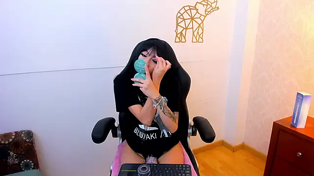 LaylaaDoll online show from 10/26/25, 01:50