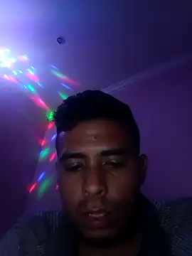 Snapshot of SrDeLaOz chatting on 09/16/25, 07:48 SrDeLaOz online show from 09/16/25, 07:48