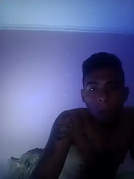 Snapshot of SrDeLaOz chatting on 09/22/25, 03:36 SrDeLaOz online show from 09/22/25, 03:36