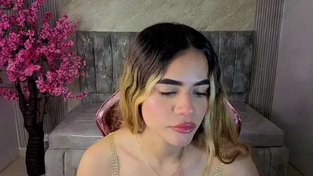 lilith4 s online show from 10/25/25, 08:58