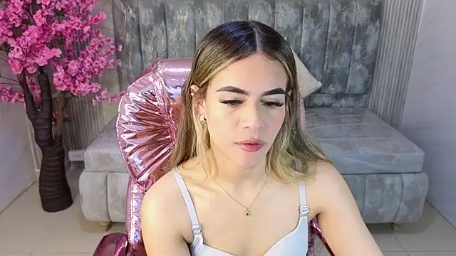 lilith4 s online show from 11/20/25, 08:19