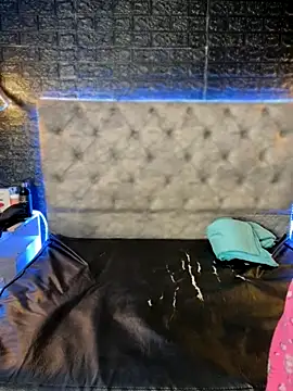 Isabella-Teen online show from 10/05/25, 02:32