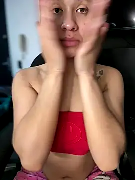 Isabella-Teen online show from 10/14/25, 02:23