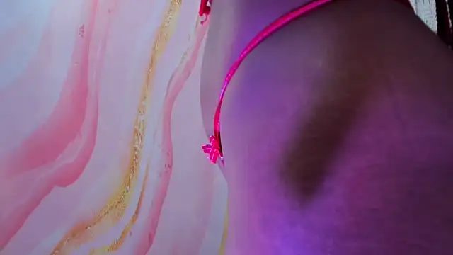 alix noa online show from 11/01/25, 08:33