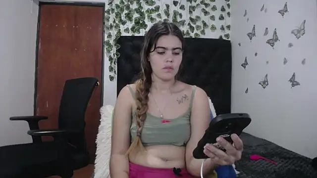 isabel 09 online show from 10/24/25, 03:41