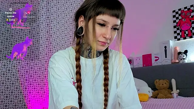 LilithPoison online show from 02/12/26, 06:03