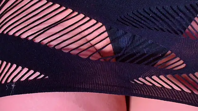 missvaneblake online show from 10/02/25, 11:28