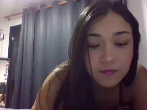 Sasha Blaze  online show from 11/25/25, 04:45