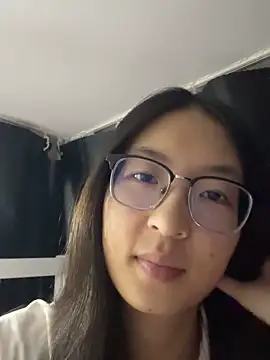 Snapshot of xiaobaimao6 chatting on 09/26/25, 04:33 xiaobaimao6 online show from 09/26/25, 04:33