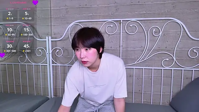 HeejinWang online show from 04/04/26, 08:39